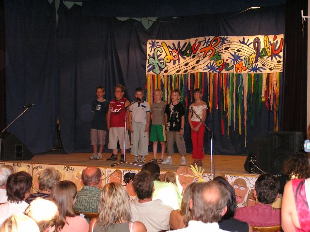 rok 2005